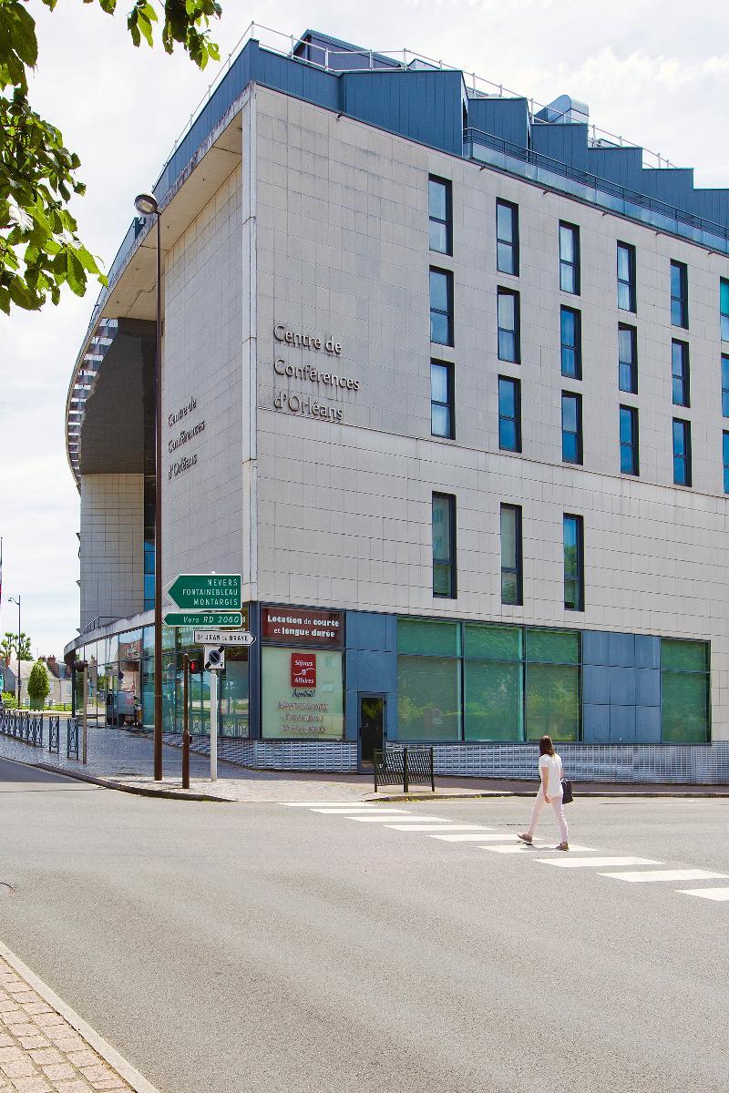 Sejours & Affaires Orleans Jeanne D'Arc Aparthotel Exterior foto