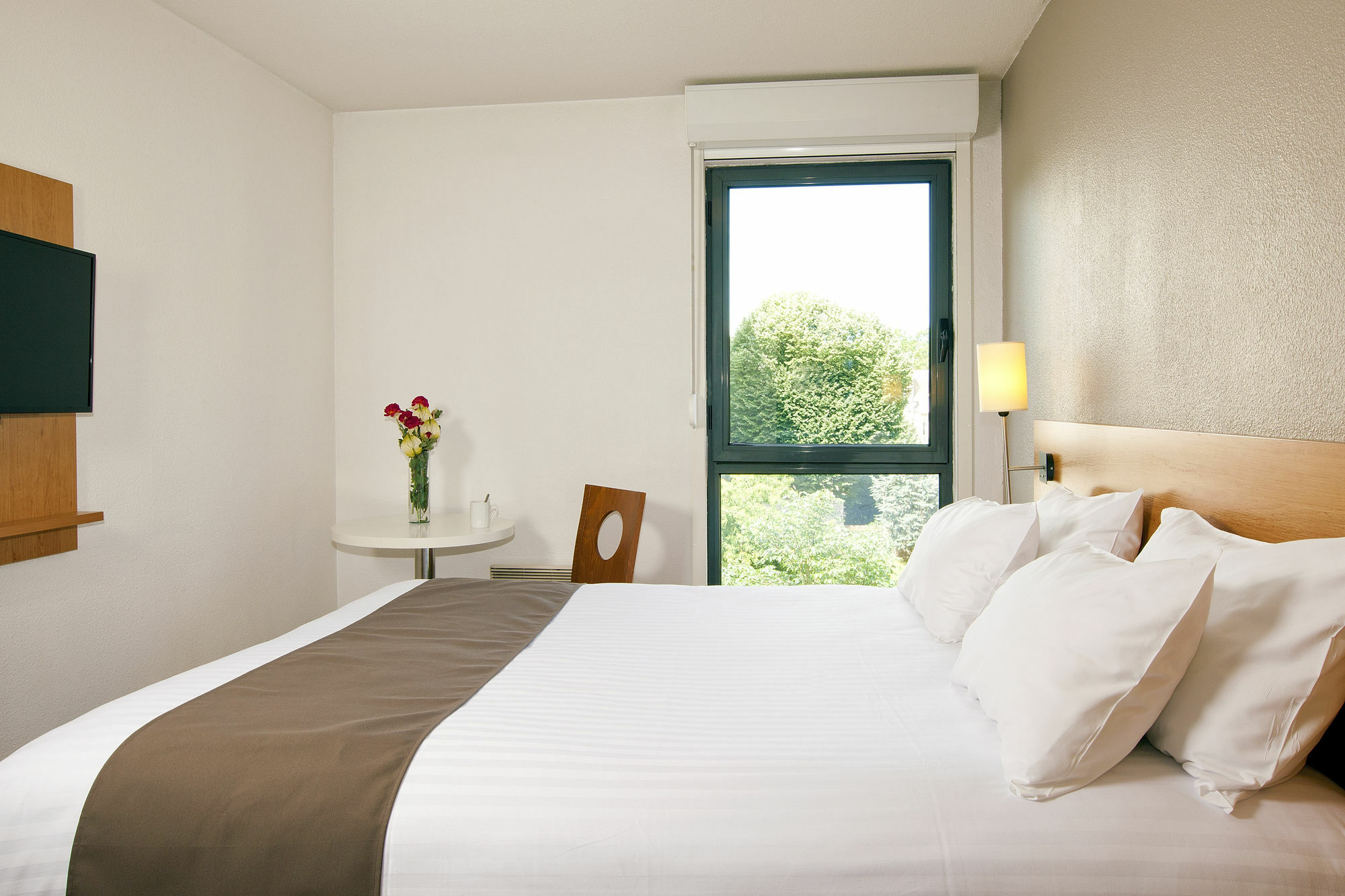 Sejours & Affaires Orleans Jeanne D'Arc Aparthotel Exterior foto