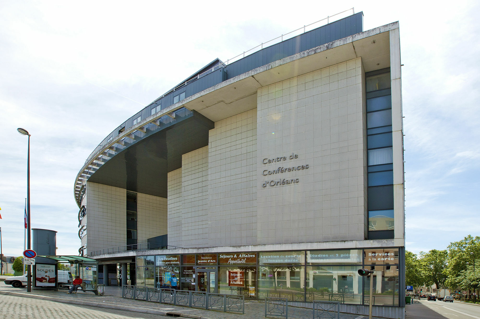 Sejours & Affaires Orleans Jeanne D'Arc Aparthotel Exterior foto